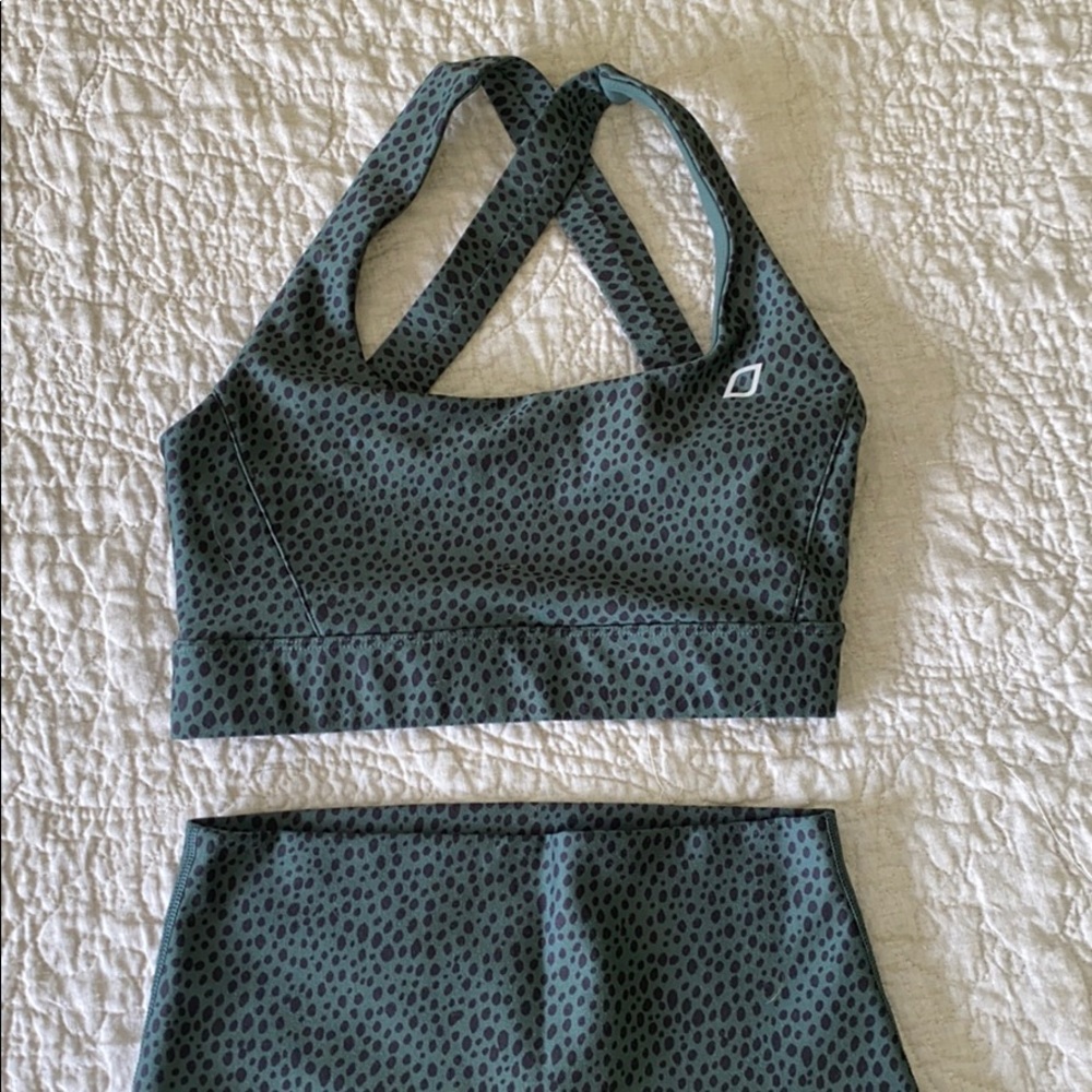 Lorna Jane Bra and Legging Set
